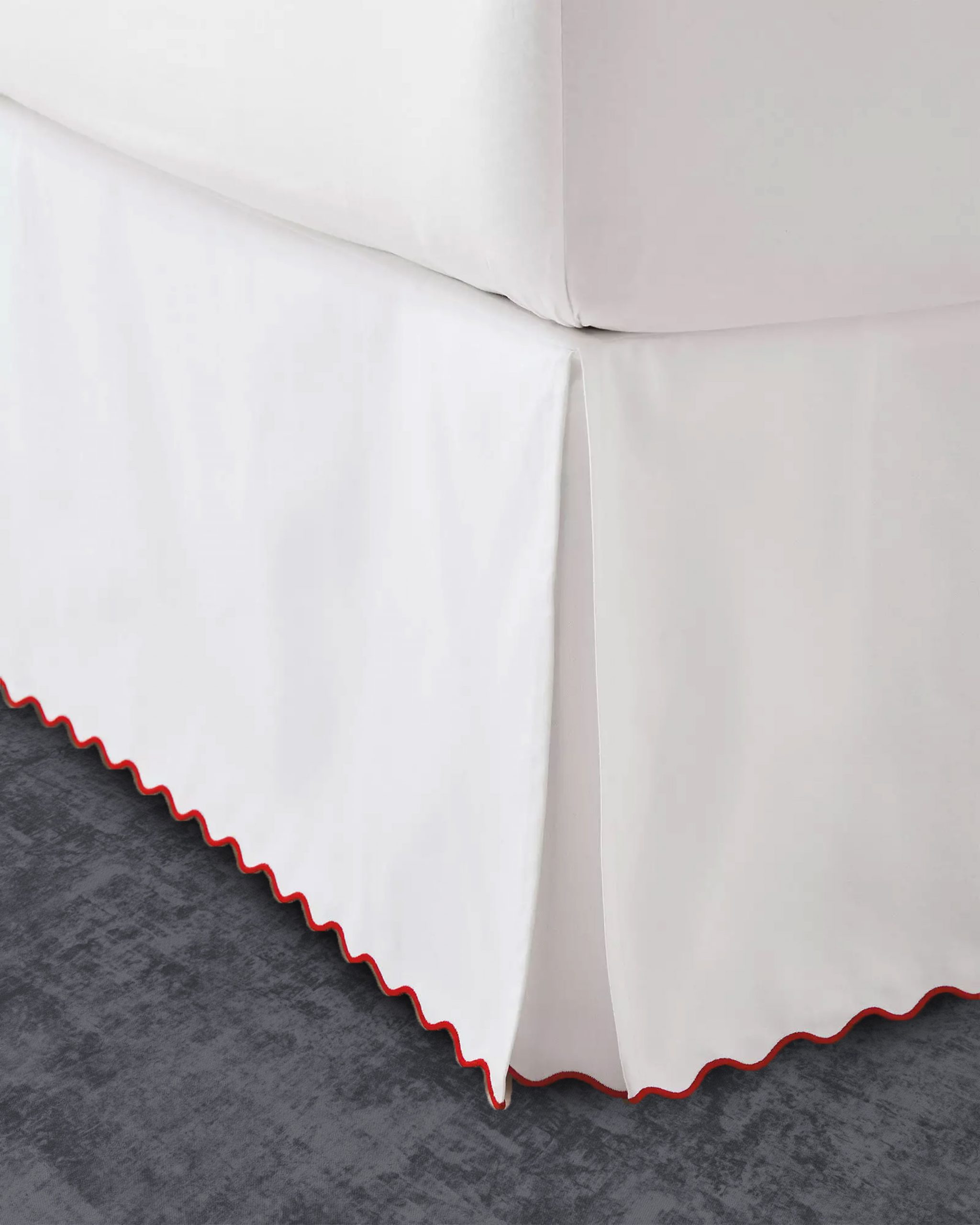 400 Thread Count White Cotton Sateen Scalloped Embroidery Tailored Bed Skirt Three Sided Coverage with Platform - Image 5